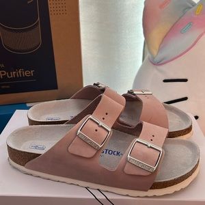 Birkenstock BS Lilac sandals size 39 (8-8.5) gently worn